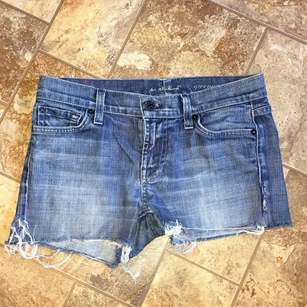 CLEARANCE 7 For All Mankind Jean Shorts - Picture 2 of 7